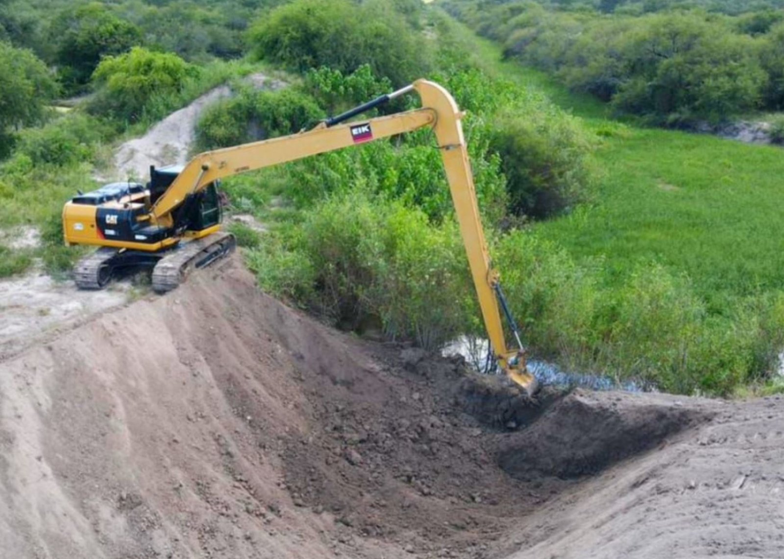 Emergencia hídrica: con intervención policial, Provincia hace cerrar canales clandestinos que inundaban campos